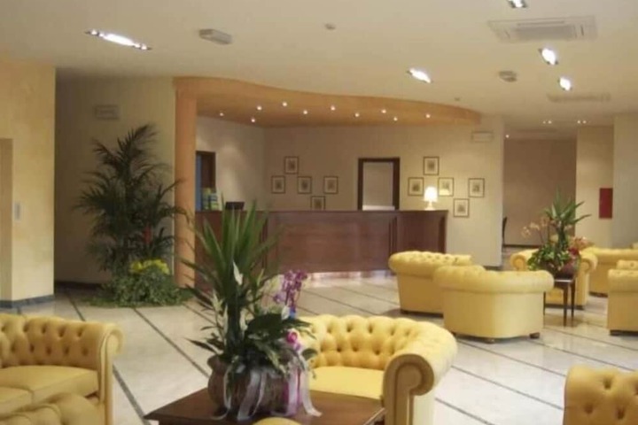 Lobby Photo