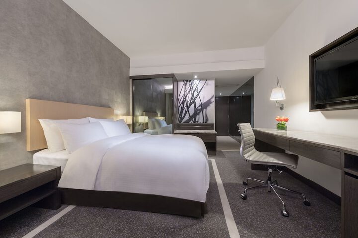 Room 5 of 48