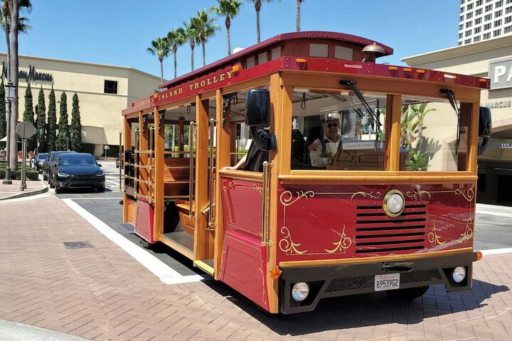 Shopping center shuttle