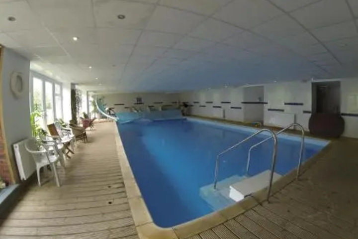 Pool 17 of 22