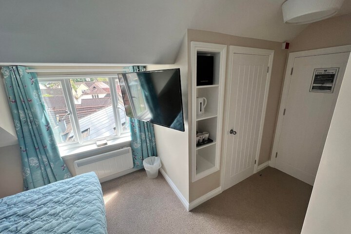 Room 51 of 101