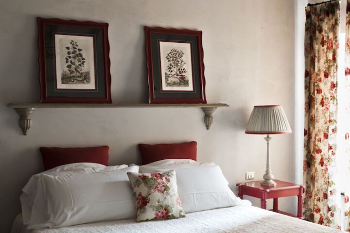 Room 12 of 64