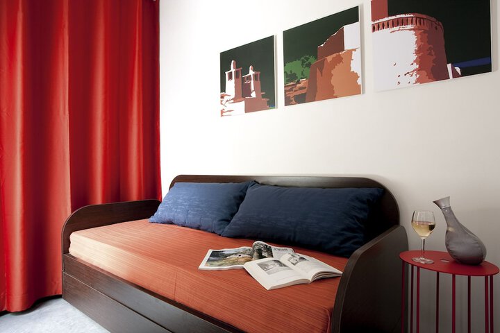 Room 12 of 113
