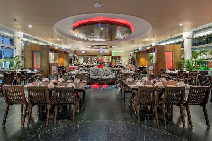 Dining 106 of 155
