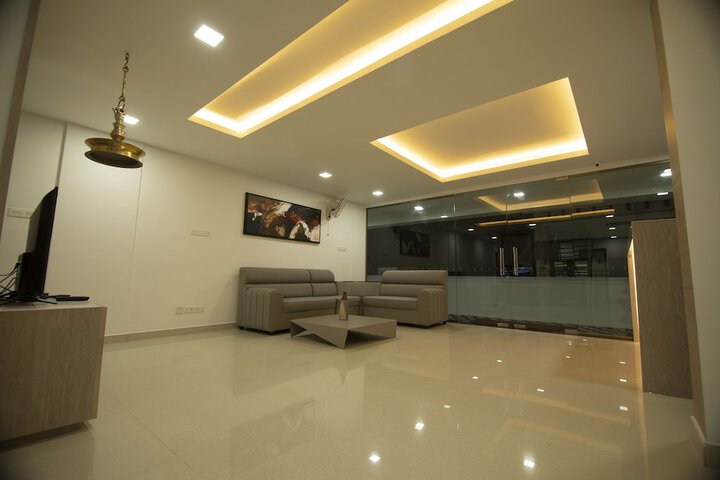 Hotel Interior 4 of 38