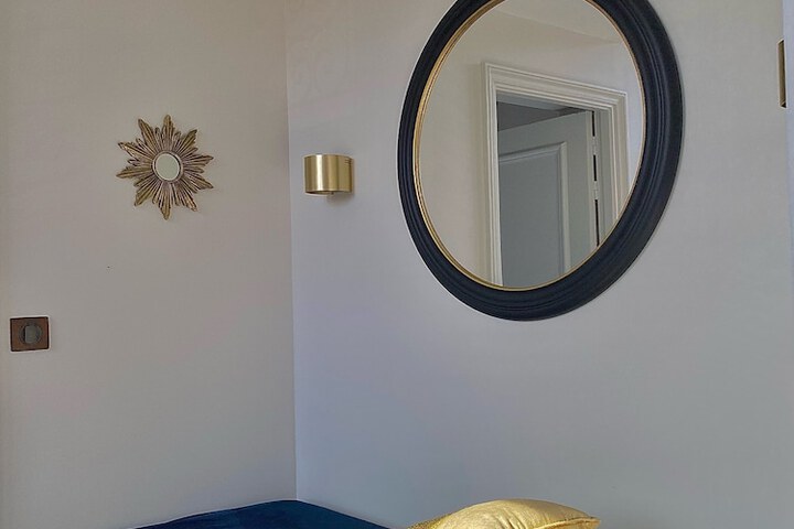 Room 21 of 49