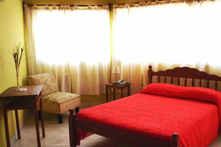 Room 3 of 12