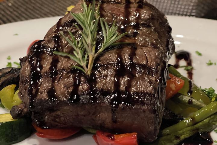Dining 58 of 75