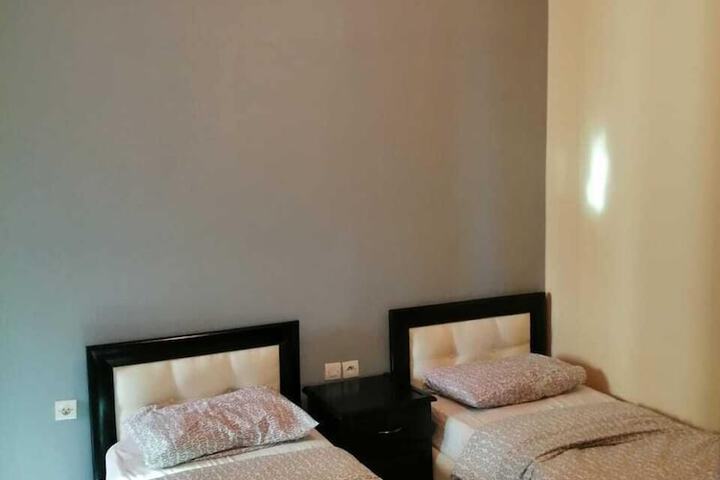 Room 4 of 20