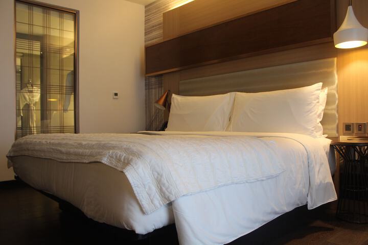 Room 4 of 59