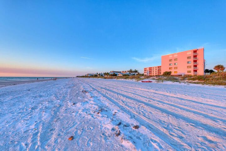 Beach 87 of 106