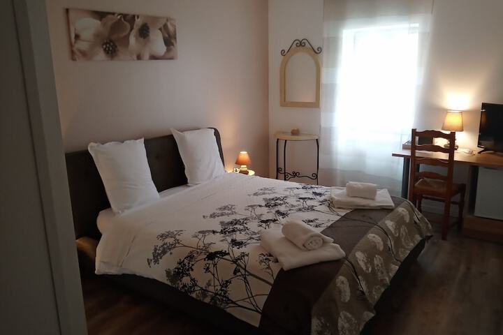 Room 9 of 53