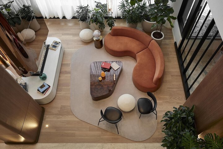 Guest Lobby