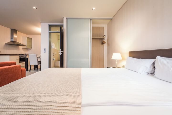Room 12 of 92