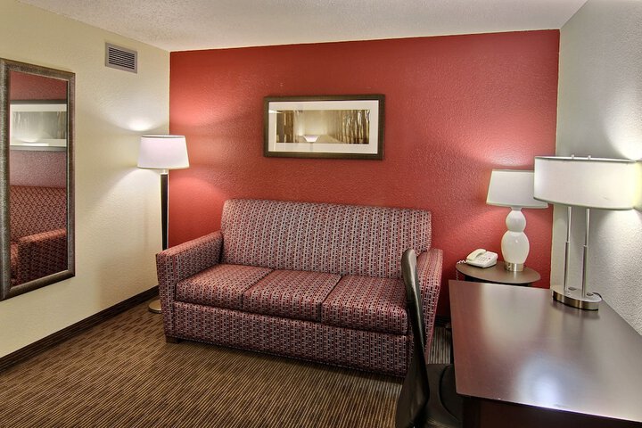 Room 25 of 54