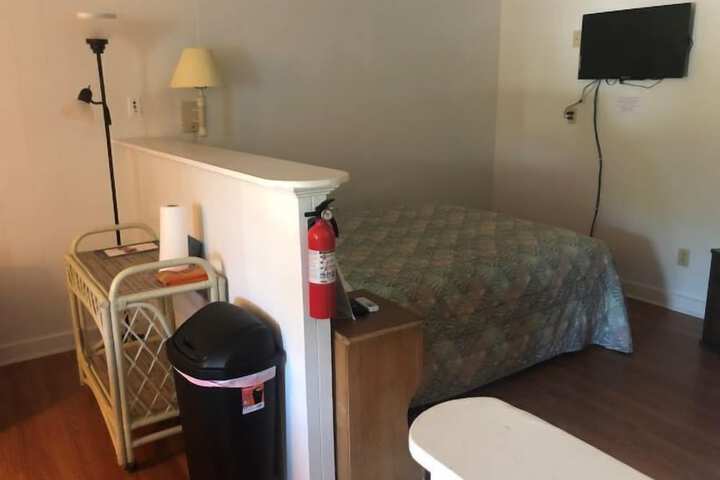 Room 14 of 113