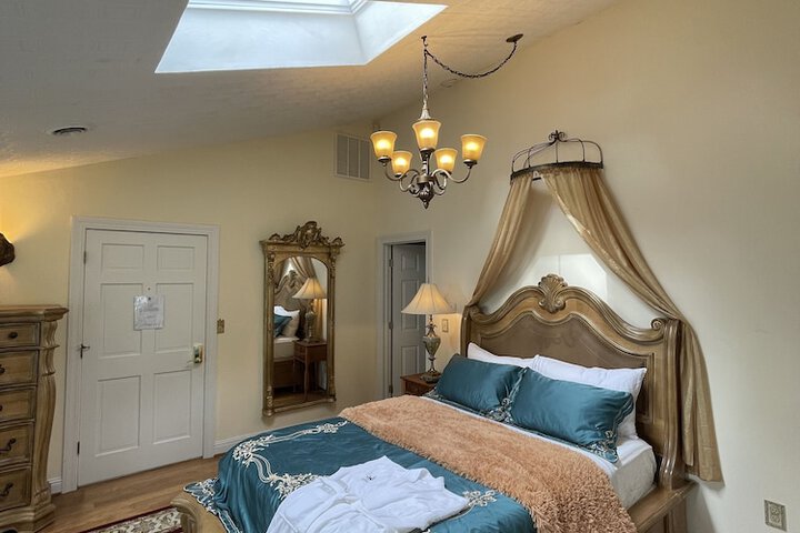 Room 5 of 45