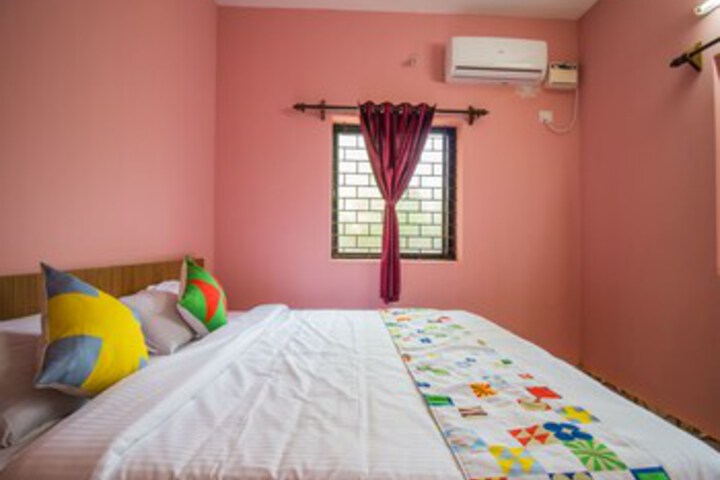 Room 10 of 11