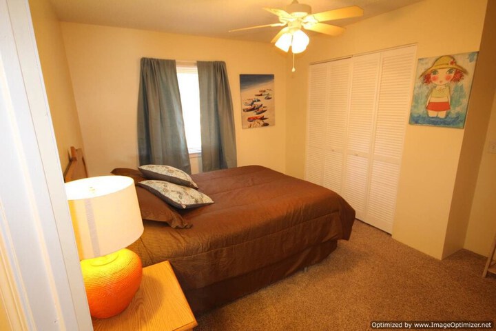 Room 5 of 5