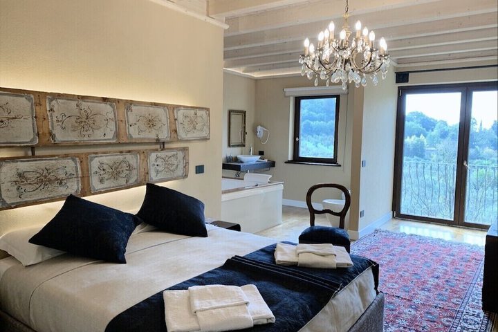 Room 45 of 149