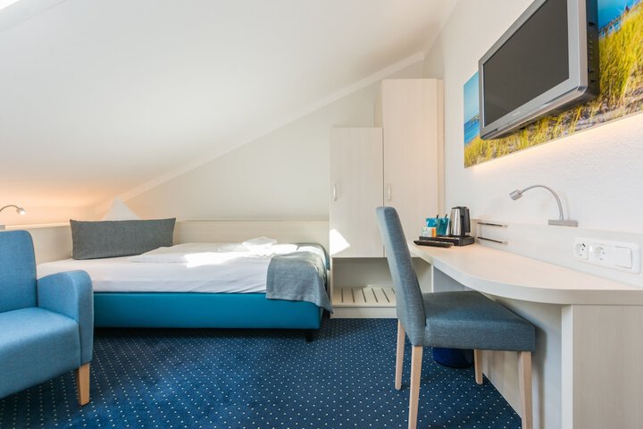 Room 3 of 58
