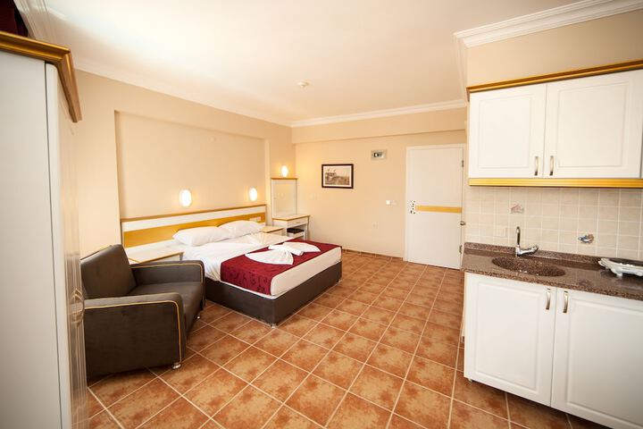 Room 25 of 72
