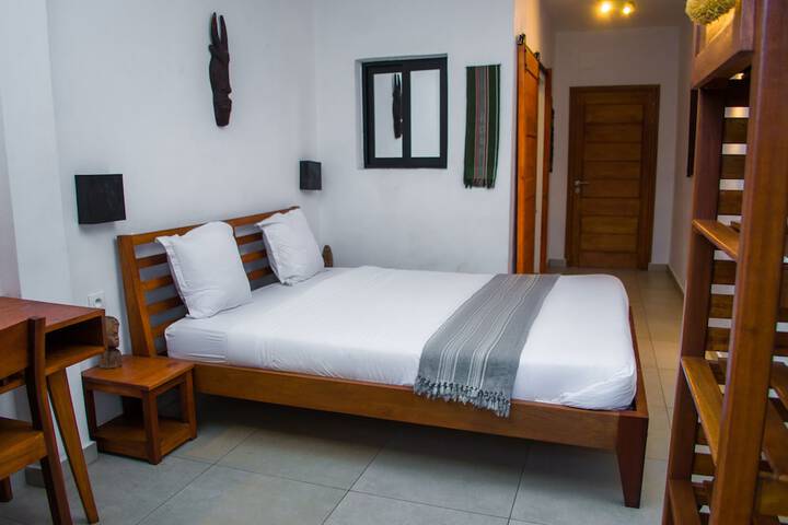 Room 18 of 44