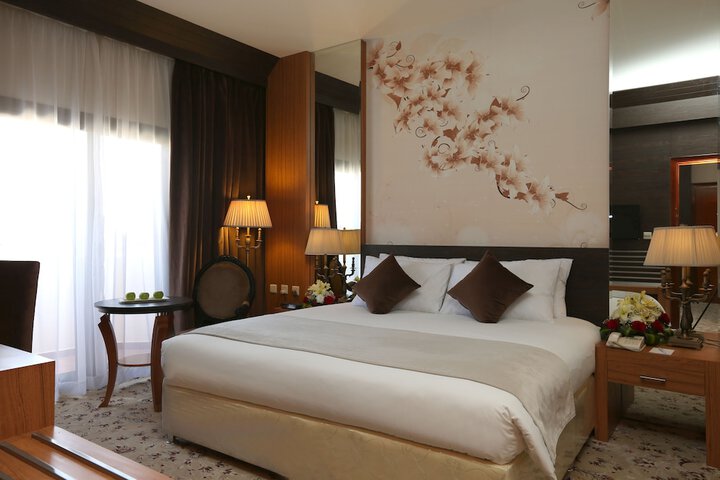 Room 16 of 63