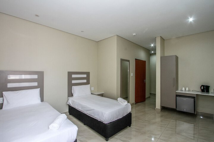 Room 6 of 21