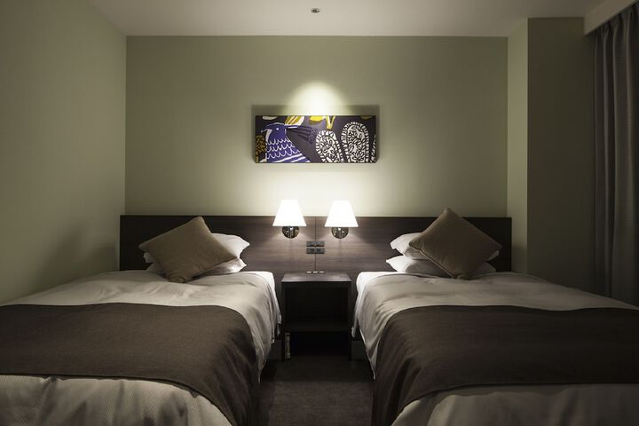 Room 13 of 75