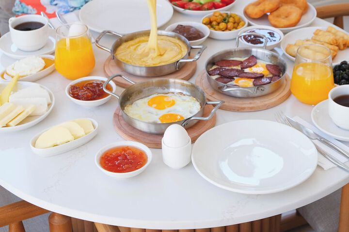 Breakfast/Coffee Service 43 of 61