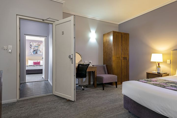 Room 10 of 49