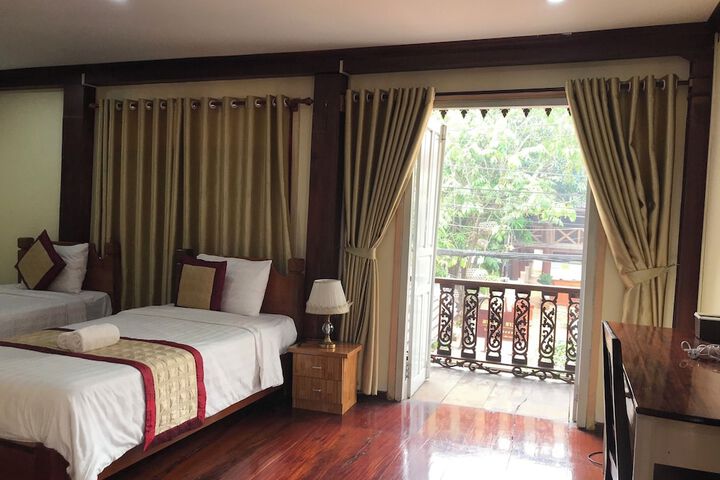 Room 30 of 50