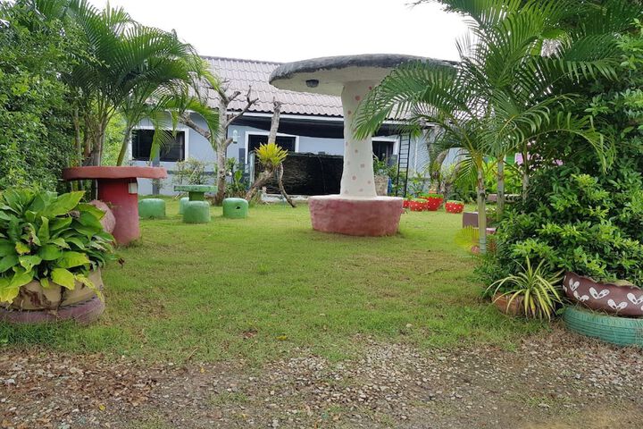 OYO 75352 Hotel Family House & Resort Phetchaburi