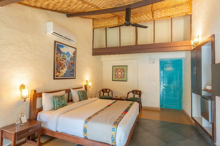 Room 43 of 150