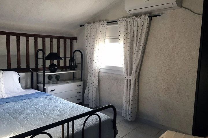 Room 3 of 17