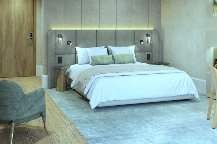 Room 8 of 30