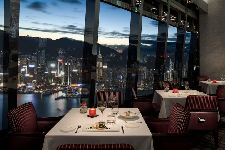 Dining 90 of 145