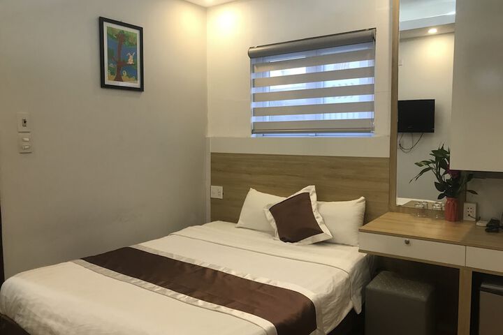 Room 15 of 43
