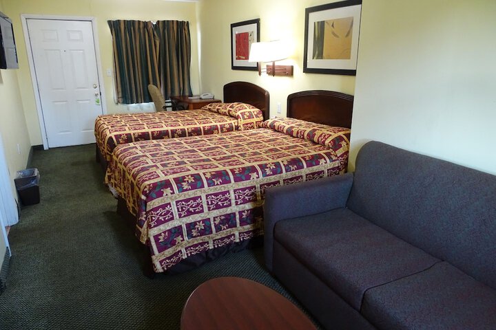 Standard Double Room 2 Queen Beds (24 of 27)