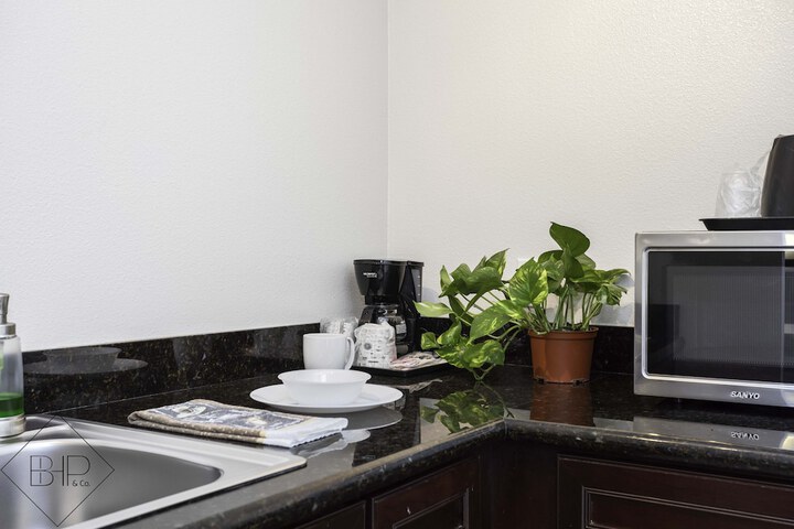 Private kitchenette