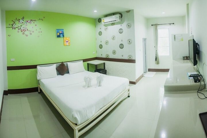 Room 14 of 29