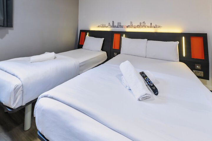 Room 47 of 105