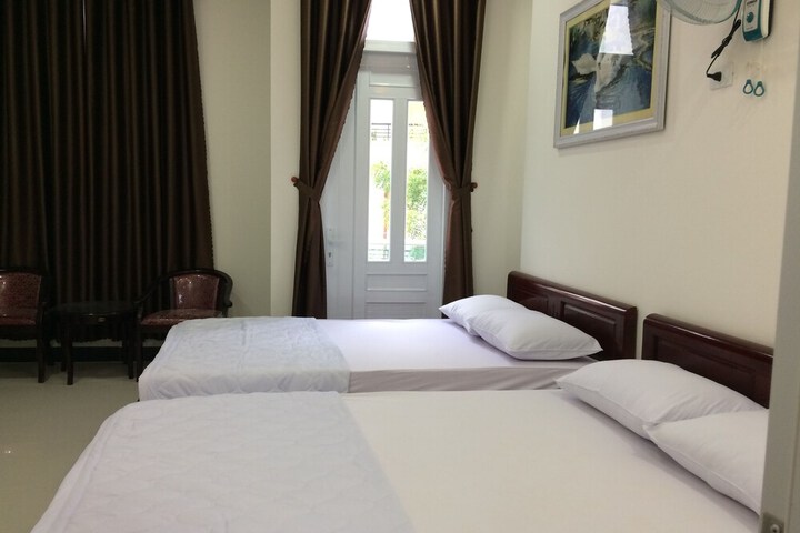 Room 21 of 32