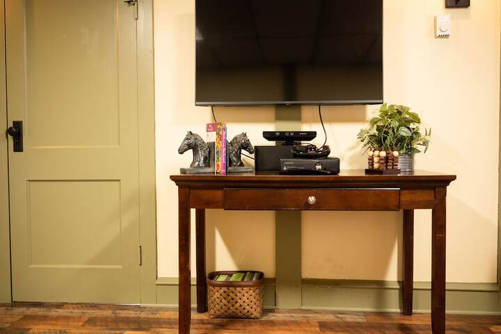 Room 101 of 230
