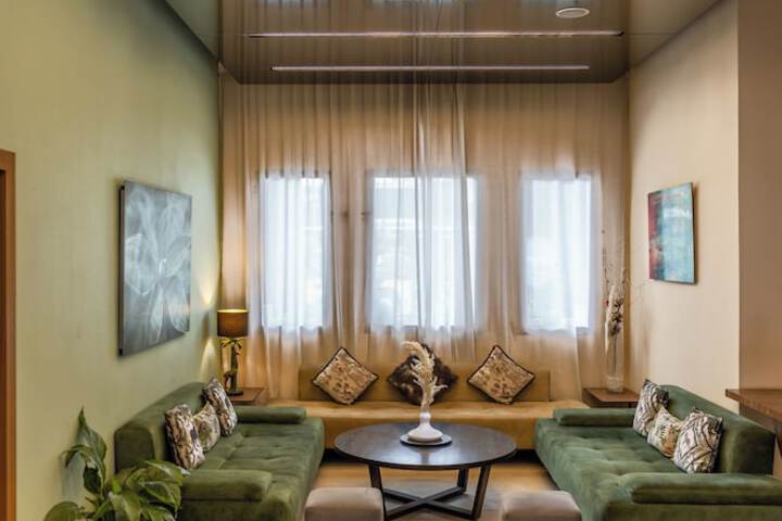 Hotel Interior 14 of 122