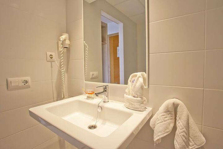 Bath Photo