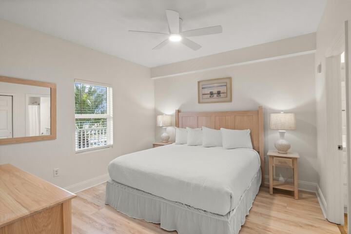 Room 25 of 151