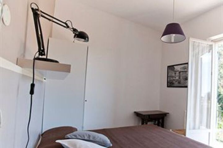 Room 49 of 73