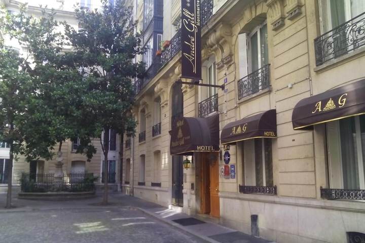 Hotel 60 of 61